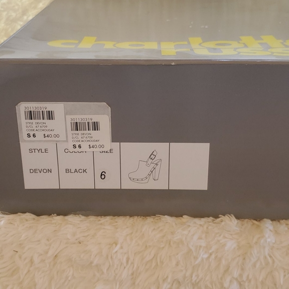 Heeled clogs - Picture 7 of 7